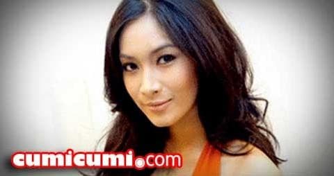 Happy Salma Kuliah Gratis di Bali