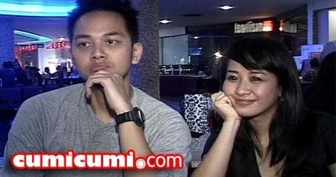 Astrid Tunggu Dilamar Pacar