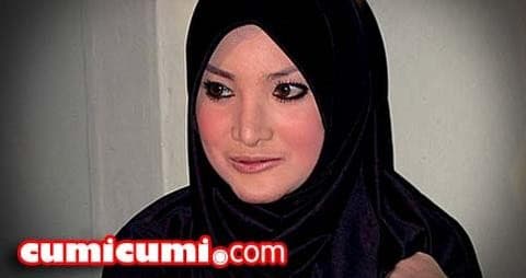 Akad Nikah Kiki Amalia Bertemakan Islami