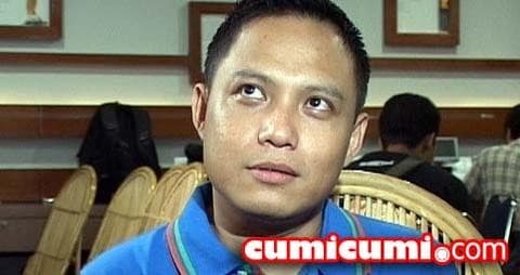 Sarwana Ngaku Rumah Tangganya Sedang Bermasalah