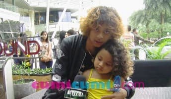 Romaria Naksir Cowok...