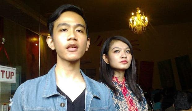 Susunan Acara Adat Gibran-Selvi
