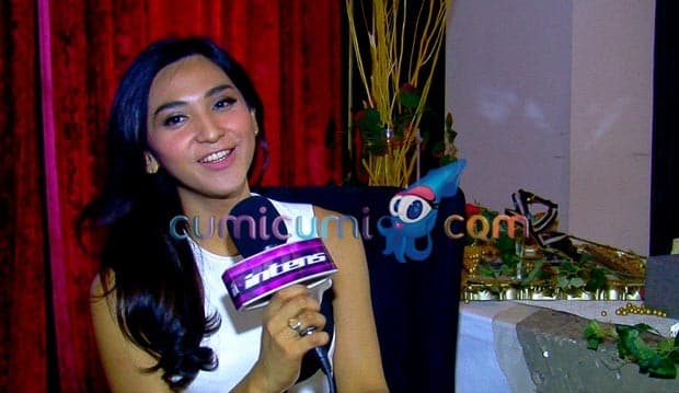 Wajah Cantik Dena Asli...!