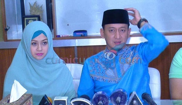 Istri Ustad Zacky Stop Bicara...