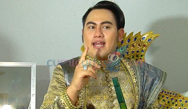 Muzda Buang Baju, Nassar Marah