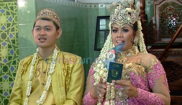 Ely Sugigi Nikah, Sang Putra Malu Hadir