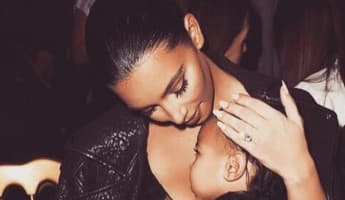 Perdana! Kim Kardashian Bawa Saint West Keluar