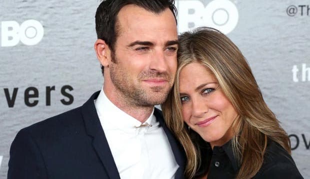 Perdana, Jennifer Aniston-Justin Theroux Pamer Selfie