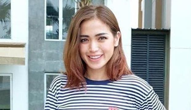 Jedar Gagal Seksi di Pantai