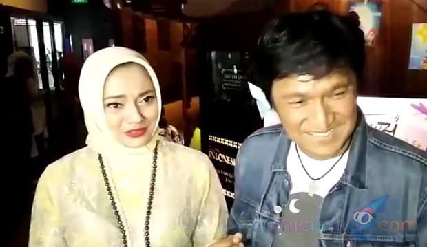 Anak Rilis Album, Ikang Fawzi Sumbang Dua Bait