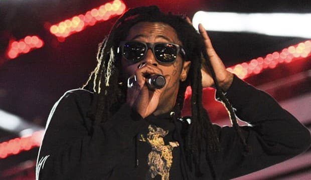 Sempat Kejang, Lil Wayne Manggung Lagi!