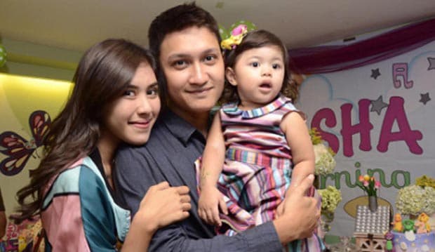 Juan Christian Video Call-an dengan Keponakan Syahnaz