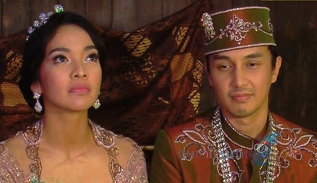Nikahi Tika Bravani, Dimas Aditya Langsung Dapat Gelar