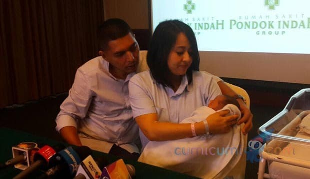 Lihat Perut Chua, Suami: Isinya Lemak Semua