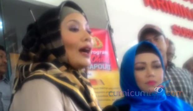 Pengakuan Mengejutkan Elma Theana Soal Senpi Brajamusti