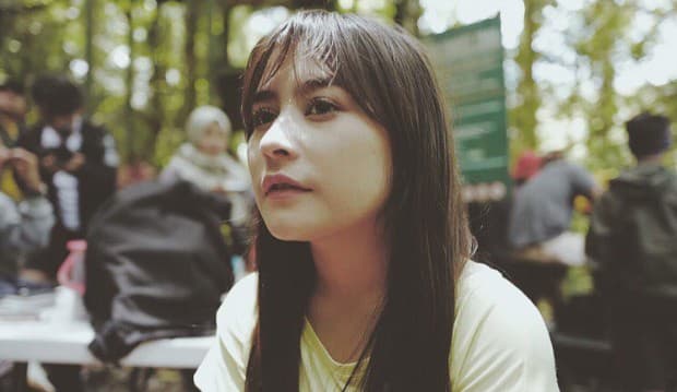 Usia 20 Tahun, Prilly Latuconsina Jadi Cewek Bebas