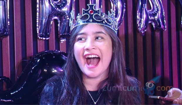 Prilly Latuconsina Ultah, Teuku Rassya Hadiahi Kalung Berlian