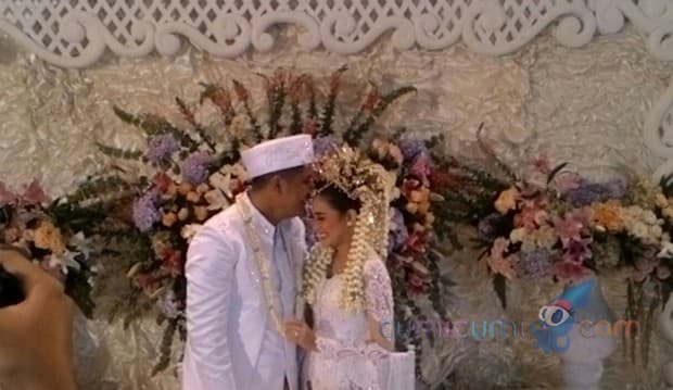 Bulan Madu Puadin Redi-Ryana Dea Gagal gara-gara Syuting