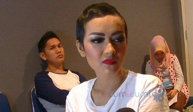 Urusan Jupe, Ayu dan Zaskia Gotik Jangan Ikut Campur