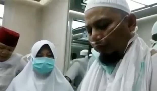 Bukan Tertembak, Ustad Arifin Ilham Terkena Gas Air Mata