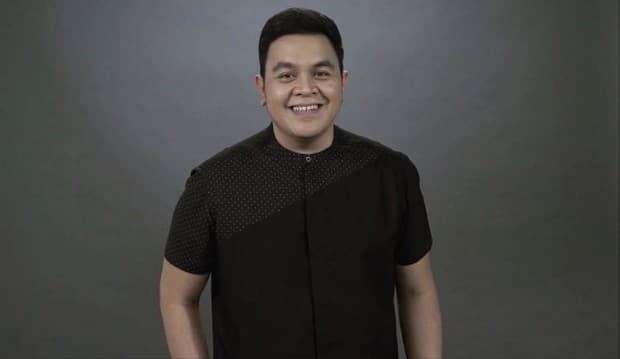 Malam Tahun Baru, Tulus Pilih Liburan Ketimbang Kerja