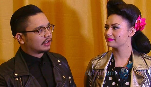 Derby Romero Lamar Pacar, Teman-teman Menangis