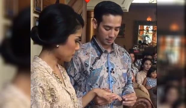 Tarra Budiman Resmi Tunangan dengan Sepupu Raffi Ahmad