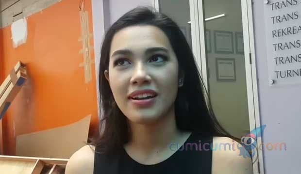 Vegetarian, Tapi Michella Putri Ketagihan Daging Ayam