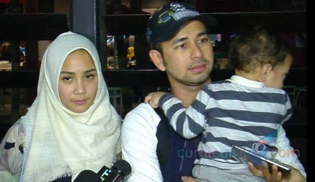 Umroh Pertama Bareng Keluarga, Ini Cerita Menarik Raffi Ahmad