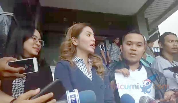 Jadi Korban Penipuan, Harga Diri Bunga Zainal Juga Diinjak-injak