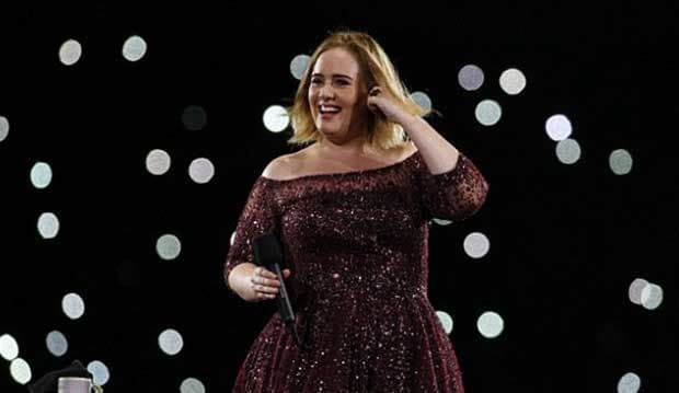 Mengejutkan, Ternyata Adele Sudah Menikah!