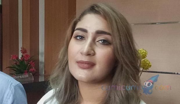 Pasca Ceraikan Tommy Kurniawan, Tania Dipacari Cowok Arab Tajir?