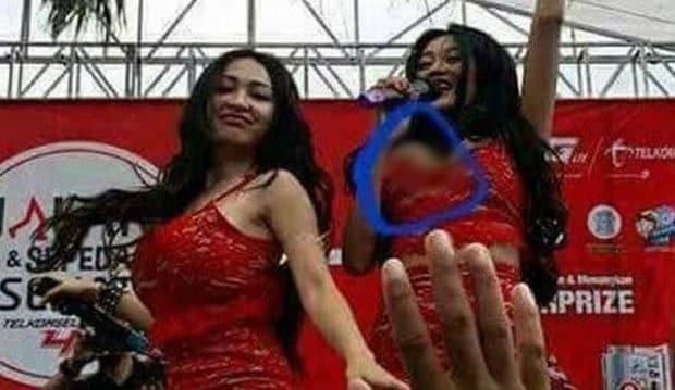 Payudara Nongol Saat Goyang Erotis, Pamela Safitri Nangis