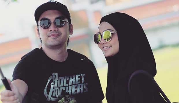 Mantan Suami 'Gantung' Cinta Rina Nose?