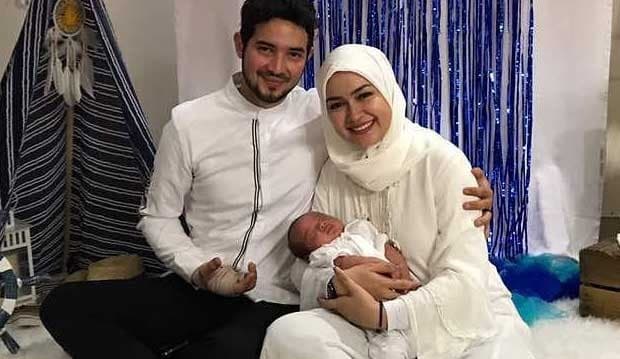 Derita Donny Michael Gara-gara Tangan Diperban