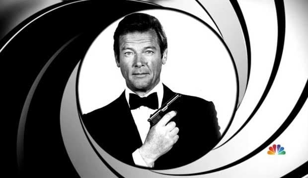 5 Gaya Keren Roger Moore Saat Perankan James Bond