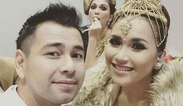 Ketahuan, Raffi Ahmad 'Love' Foto Instagram Ayu Ting Ting
