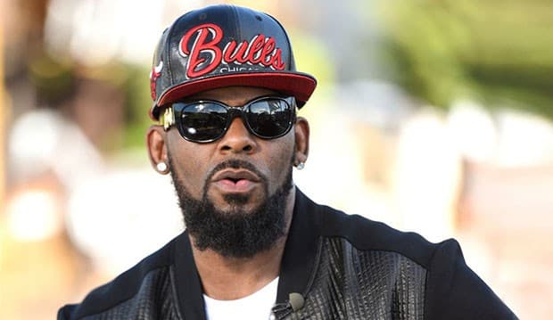 R Kelly Sekap Banyak Wanita untuk Upacara Pemujaan?