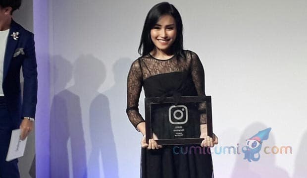 Followers IG Kalahkan Madonna, Begini Reaksi Mengejutkan Ayu