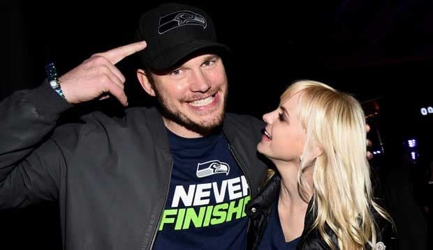 Gara-Gara Keracunan, Chris Pratt-Anna Faris Nikah Dadakan di Bali