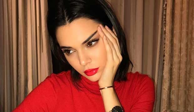Dihujat Pelit Tak Beri Tip, Begini Protes Kendall Jenner