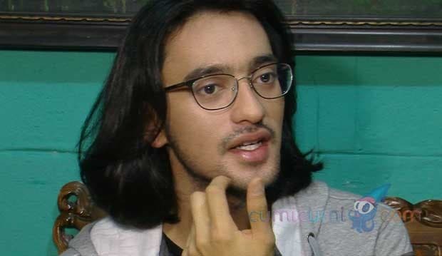 Rahang Patah, Omar Daniel Pilih Operasi Plastik