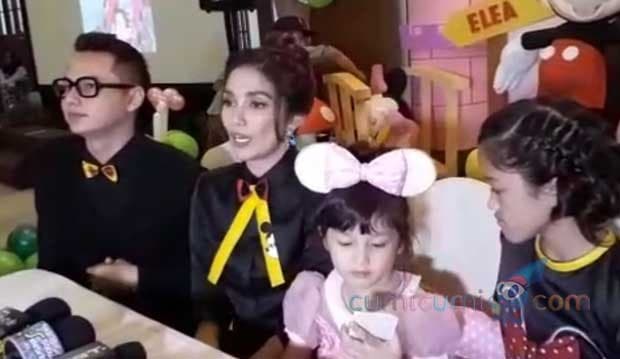 Rayakan Ultah Anak, Ussy Gelar Pesta Mickey dan Minnie Mouse