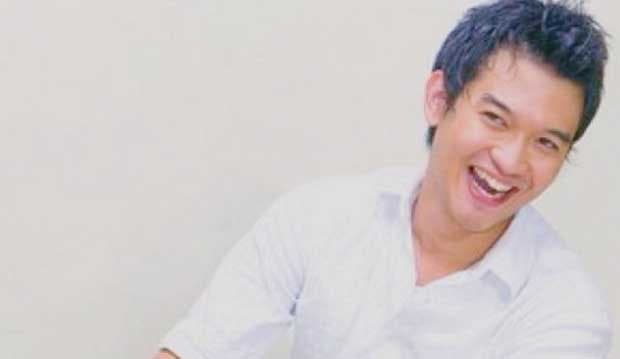 Rezky Aditya Ketahuan Jalan Sama Cewek, Siapa Tuh?