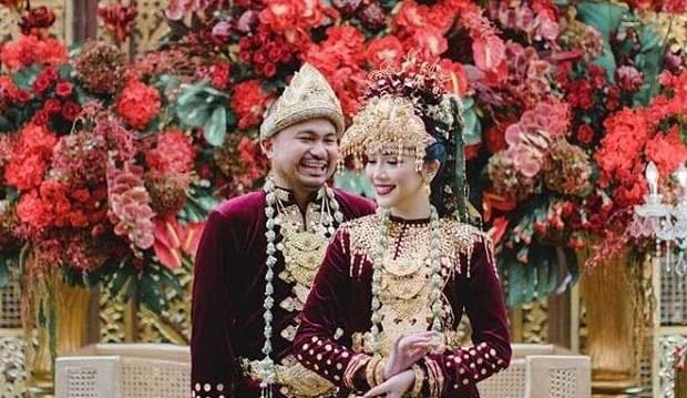 5 Momen Manis di Pernikahan Afif Kalla dan Tistha Nurma Arfan