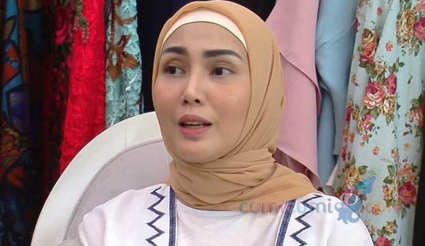 5 Proses Ini Dilalui Fenita Arie Hingga Akhirnya Memakai Hijab