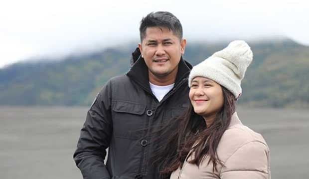 Ryana Dea Nekat Bawa Bayi 1,5 Bulan Liburan di Bromo