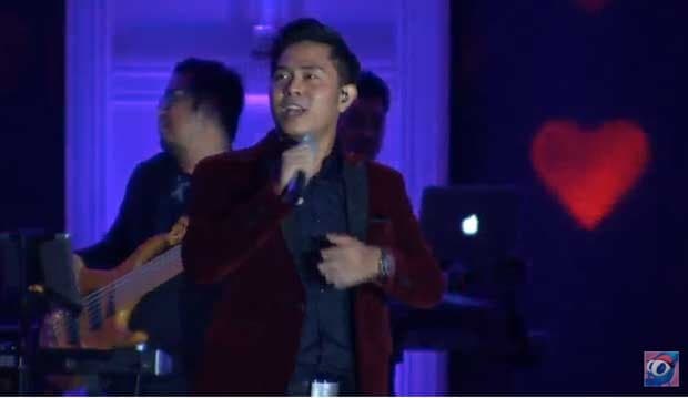 Cakra Khan Penuh Cinta di Acara Intimate Dinner