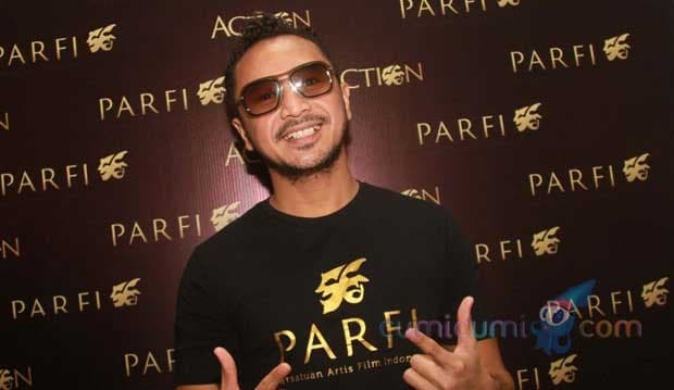 Ini 7 Kegiatan Tak Biasa Giring Selama Band Nidji Tidur