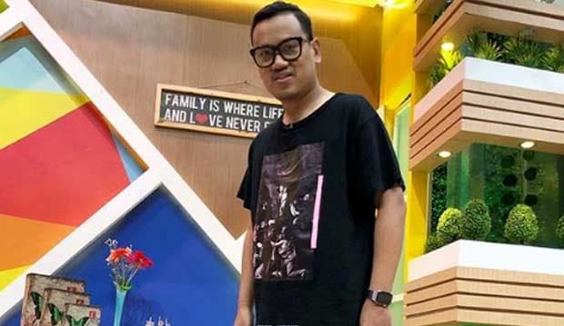 Tanggapi Status Astrid, Uya Kuya Akui Istrinya Memang Alay